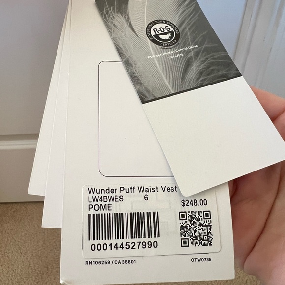 NWT Lululemon Wunder Puff Waist Vest Size 6 in Pomgranate - Picture 7 of 8